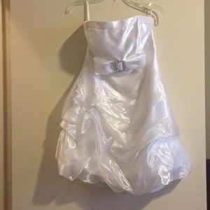 Brand new all white Jessica McClintock dress